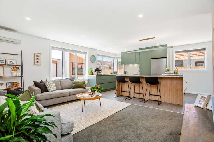 1105 High Street Taita_1