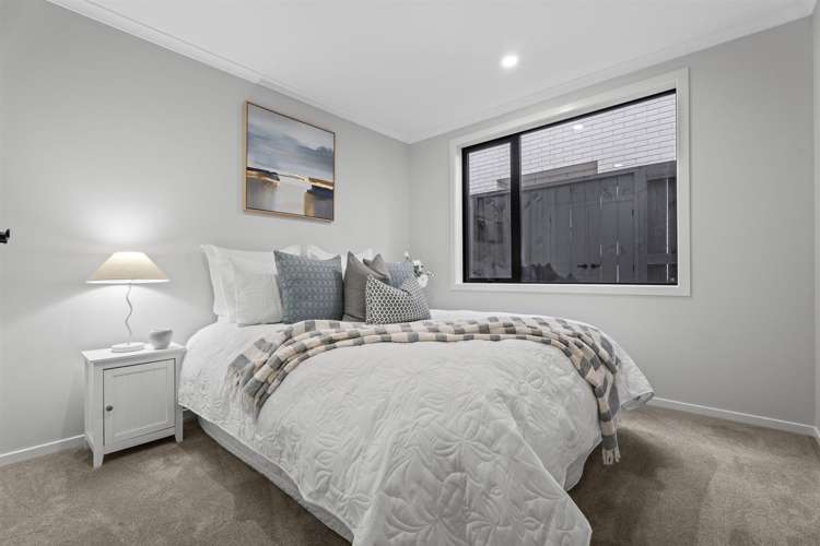 53 Earp Crescent Chartwell_13