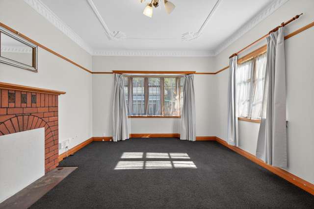 34 Riddlers Crescent Petone_3