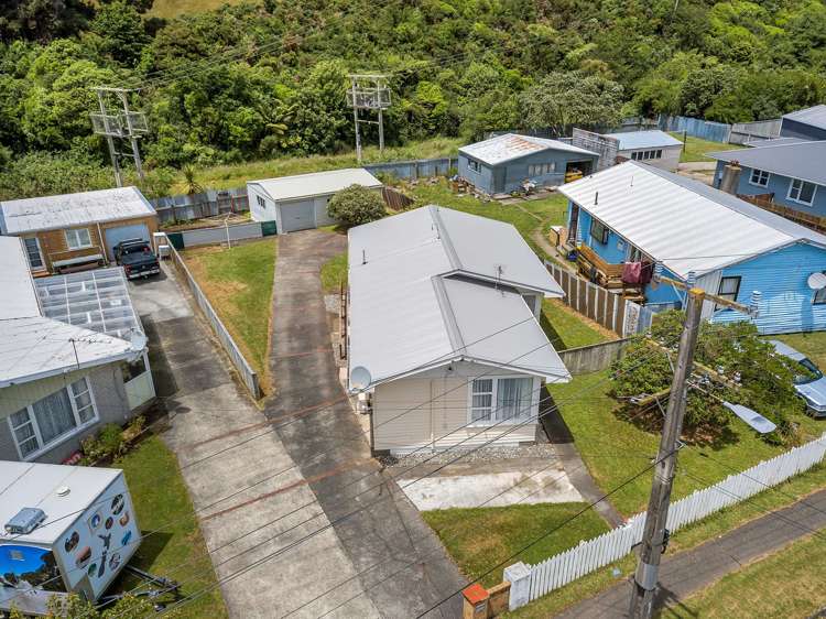 98 Driver Crescent Cannons Creek_17