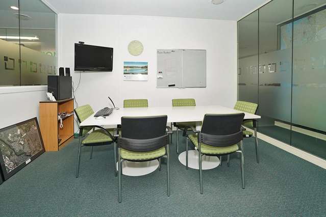 7 Hardley Street Hamilton Central_3
