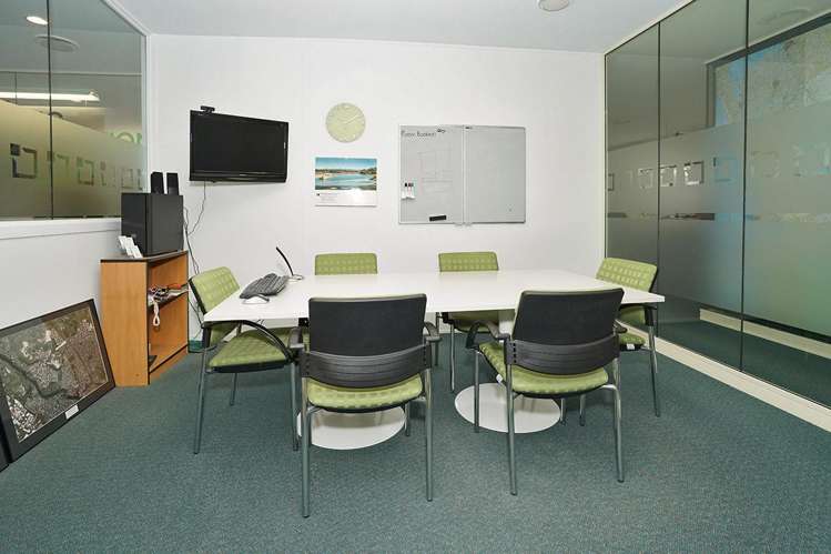 7 Hardley Street Hamilton Central_3