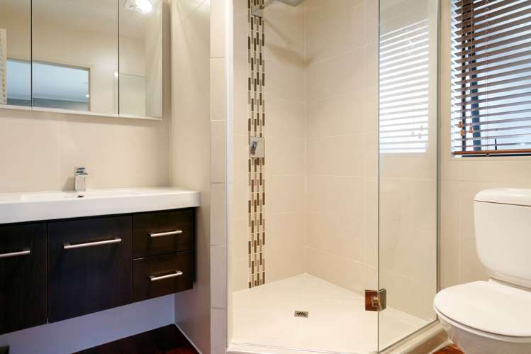 25 Fairview Terrace Waipahihi_11