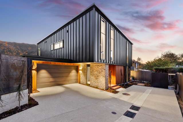 Effortless luxury with lake views