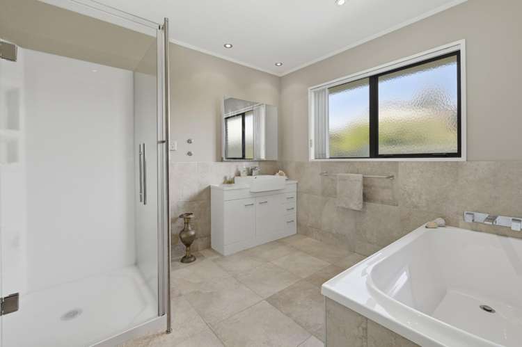 35 Clivedene Street Matua_18