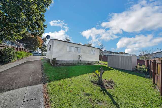 93 Flat Bush Road Clover Park_3