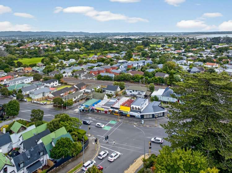1087 New North Road Mt Albert_7