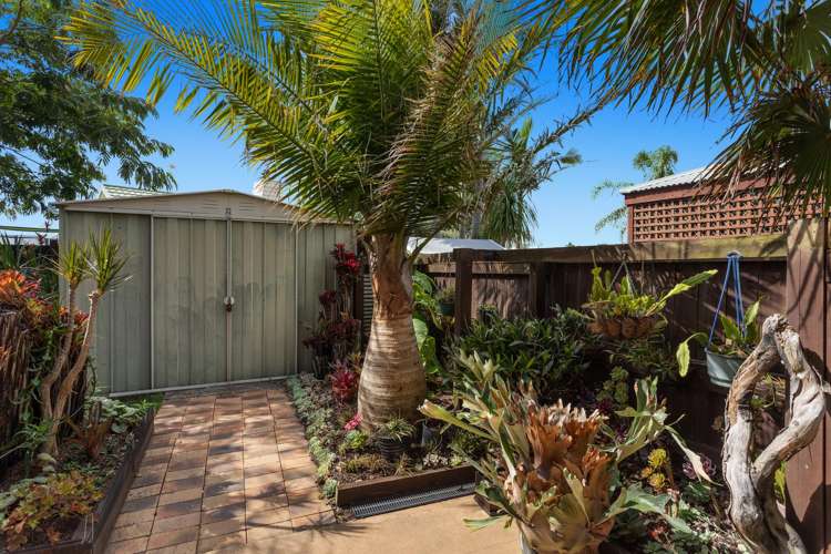14 Commodores Close Coastlands_15