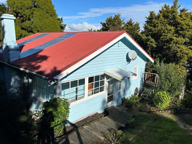 16 & 18 Seaview Road Paihia_18