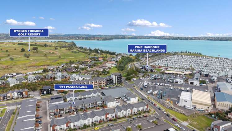 1/11 Paketai Lane Beachlands_15