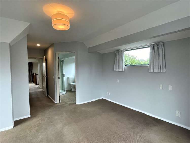 42a Bradbury Road Botany Downs_13