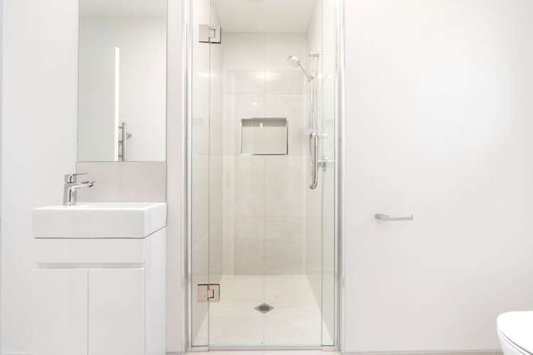 1/9 Walpole Street Waltham_13