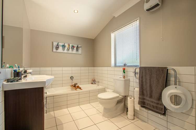 17 Bluewater Place Paraparaumu_14