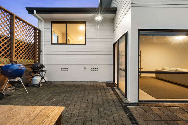 1/42 Lexington Drive Botany Downs_26