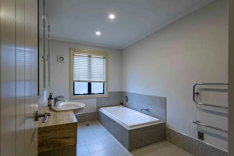 1/7 Rarangi Road Saint Heliers_8