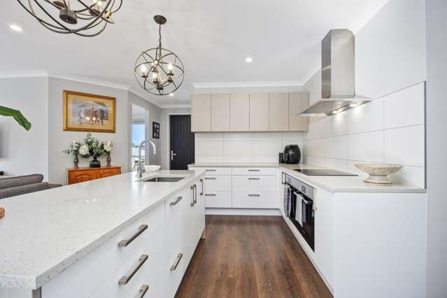 123 Colonial Drive Silverdale_2