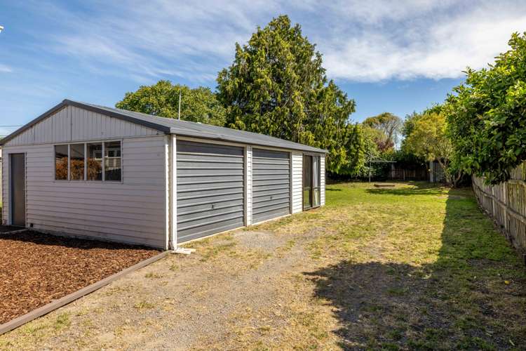 312 Breezes Road Aranui_11