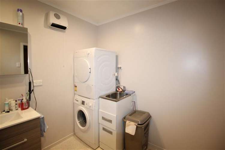 2/38 Gordon Road Mosgiel_16