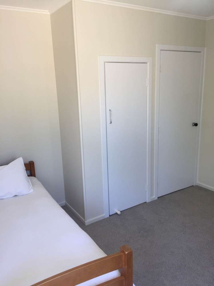 27 Essex Street Te Atatu South_8