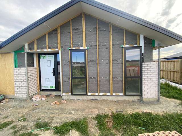 Urgent Sale - Completion Imminent!