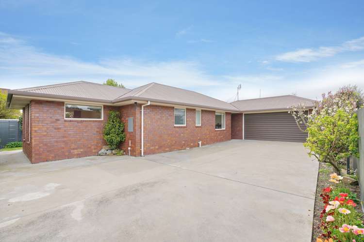 6c Kirk Road Templeton_16