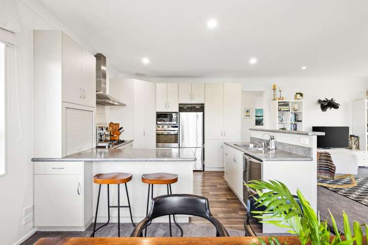 19 Lieshout Way Pukekohe_8