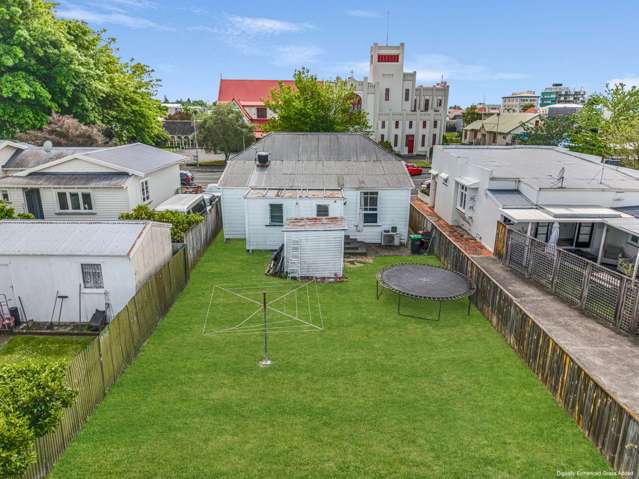 208 Lyndon Road West Hastings Central_2