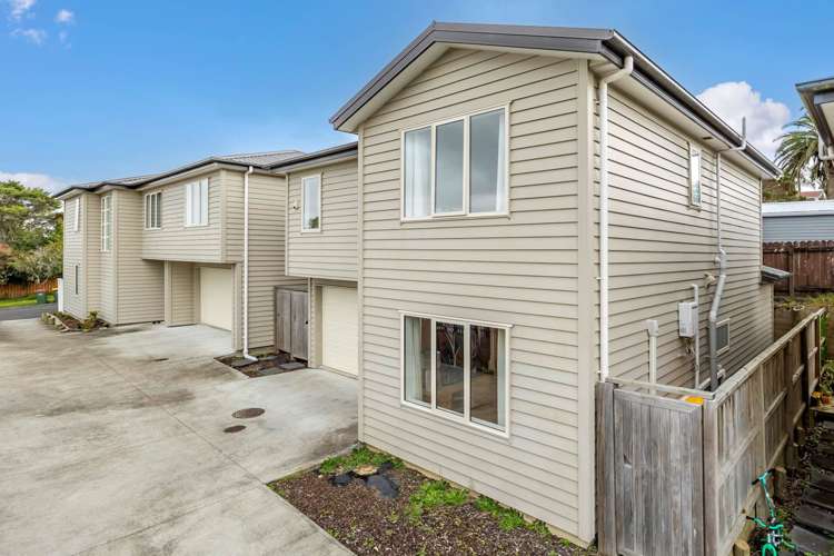 12A Tree View Avenue Glenfield_19