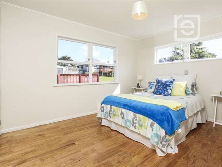 90 Divich Avenue Te Atatu South_6