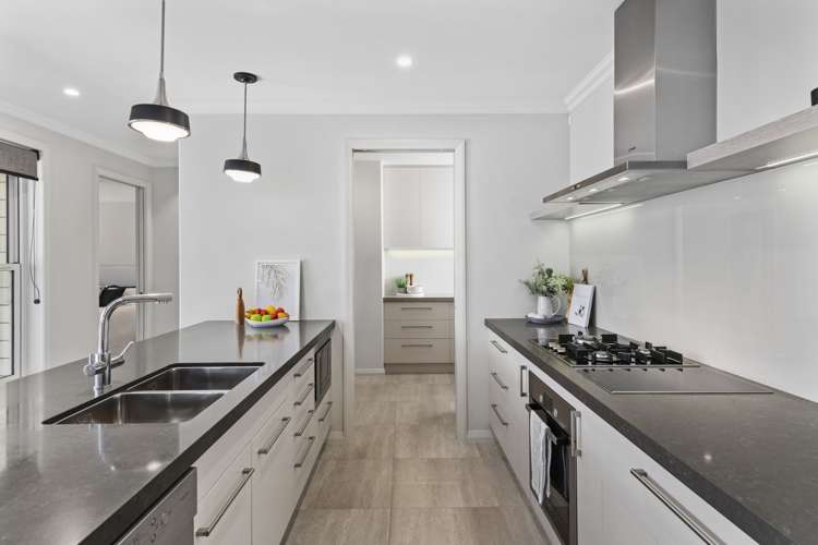 30 Broadwater Close Pyes Pa_9