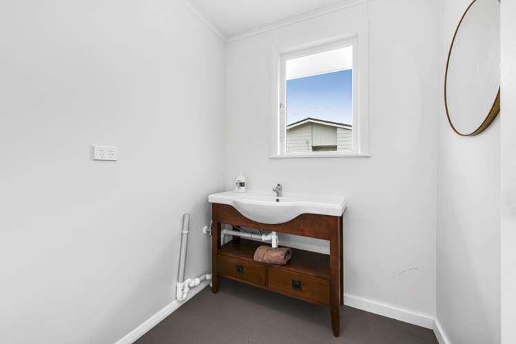 56 Kemble Close Mangere_9