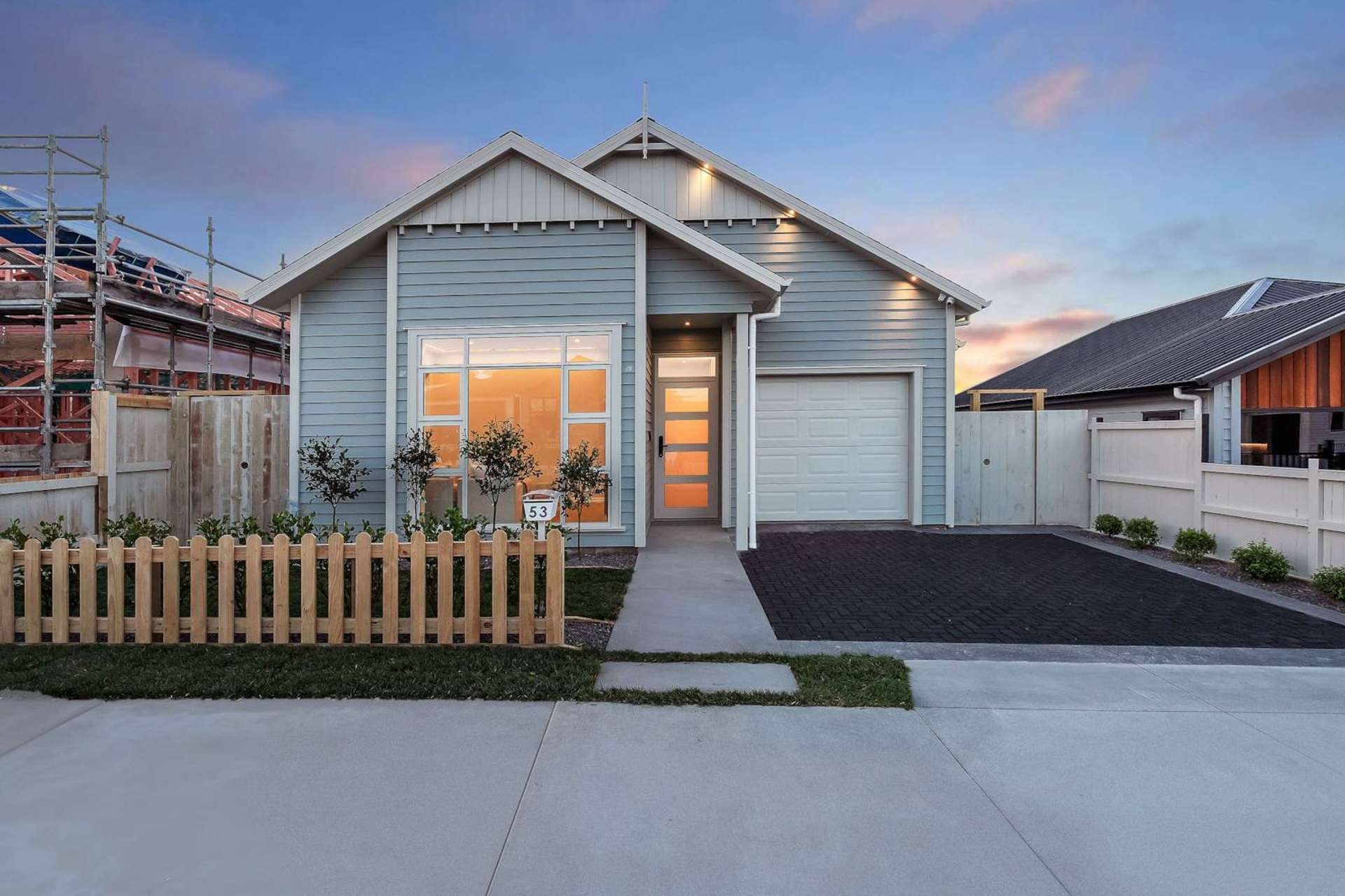 53 Tipu Crescent Wainui_0