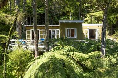 101-103 Lone Kauri Road_2