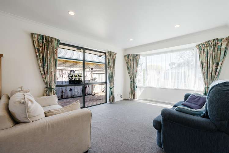 134 Rototuna Road_4