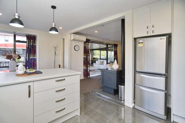 60 Sturrocks Road Redwood_3