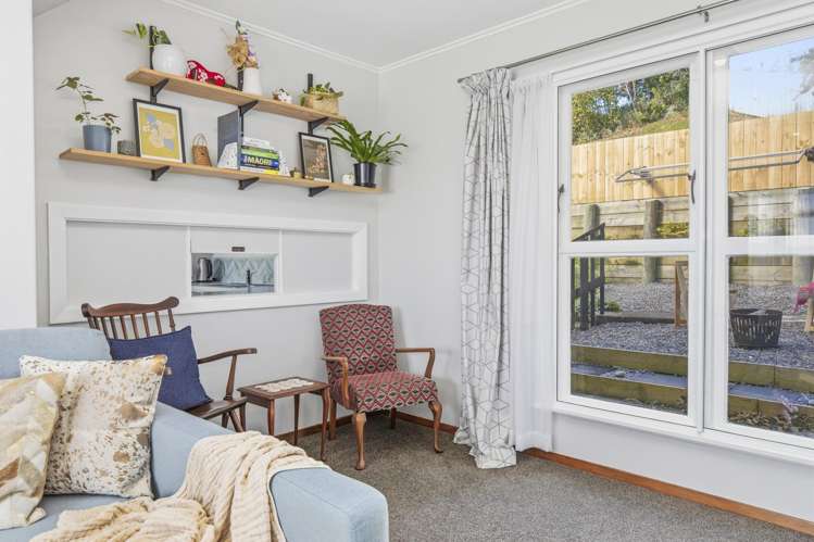 8A - 8B Devon Place Cannons Creek_5