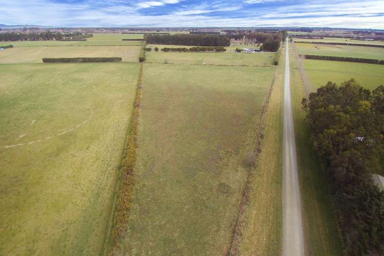 84 Reids Road Cust_16