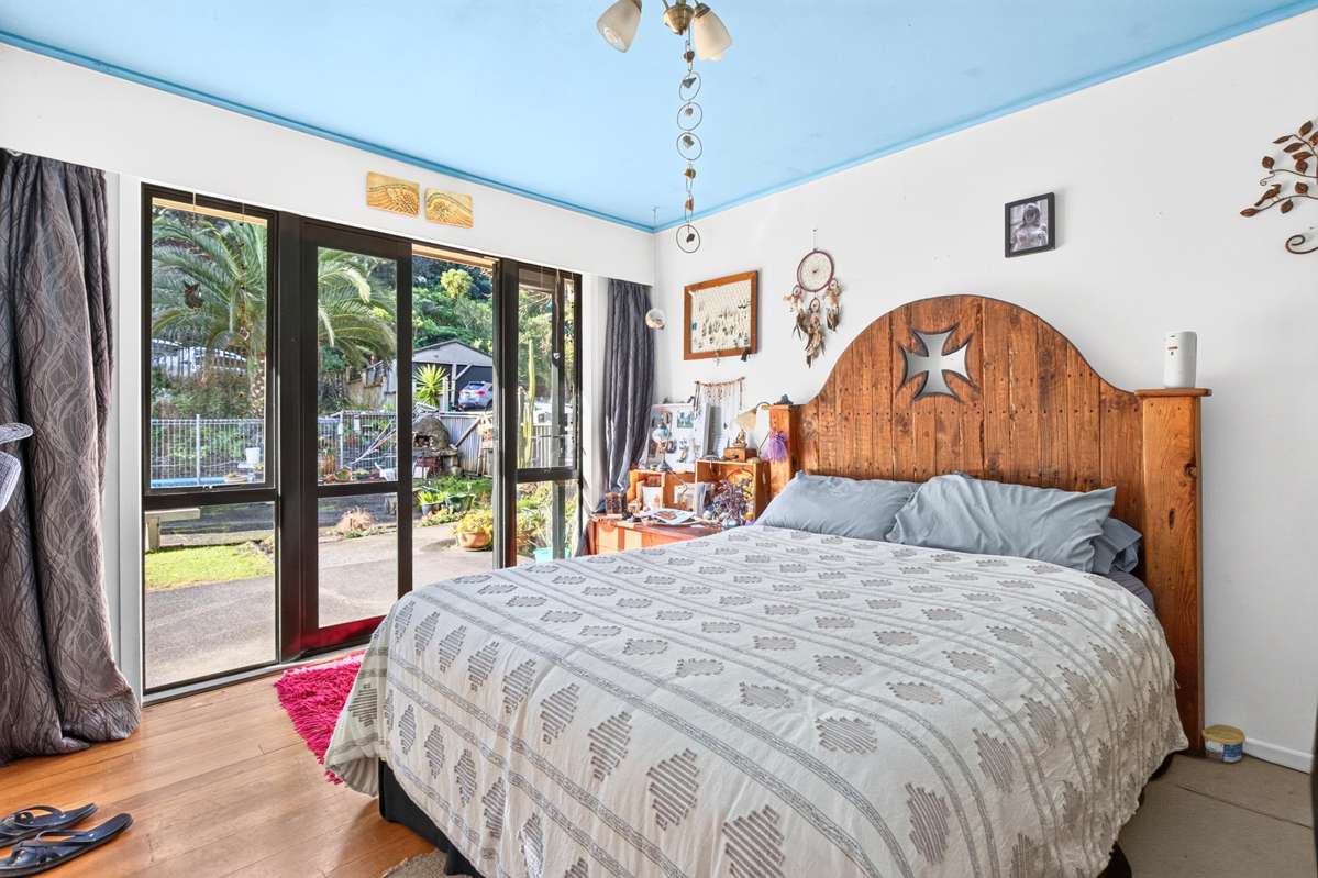 1242 East Coast Road_4