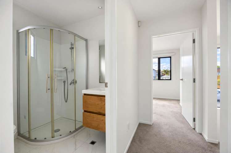 134E Tiriwa Drive Massey_16
