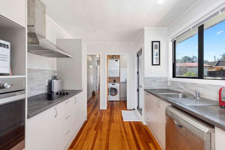 18A Booth Crescent Tuakau_10