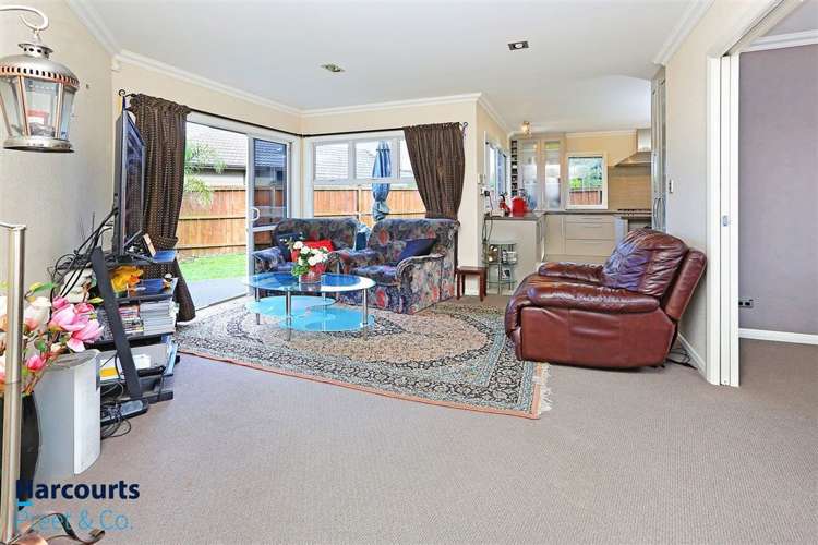 15 Kenley Heights Flat Bush_6