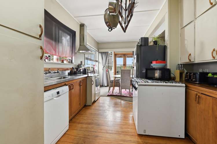38 Dickens Street Owhata_1