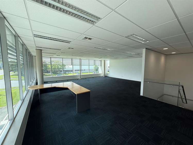 16 Highbrook Drive East Tamaki_4