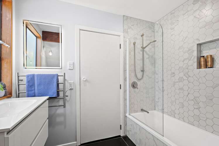 6A Hurst Place Parklands_11