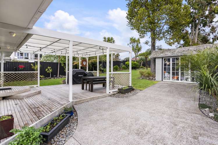 13 Ayrton Street Te Atatu South_13