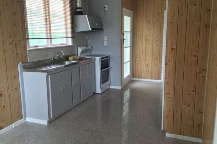 33 Tudor Road Henderson_4