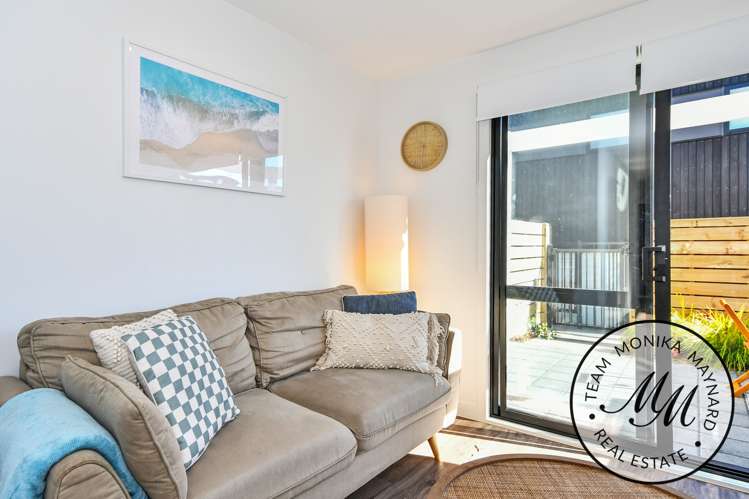 2 Whanui Place Mangere Bridge_16