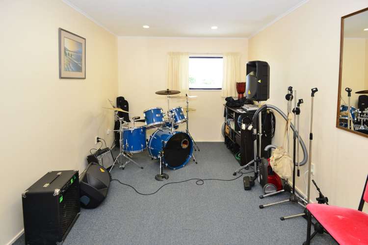 12 Ozone Road Stanmore Bay_18