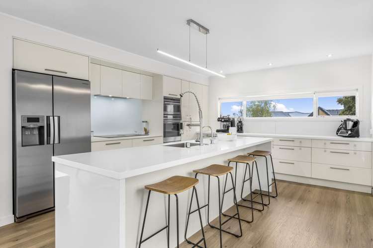 94 Norman Lesser Drive_4