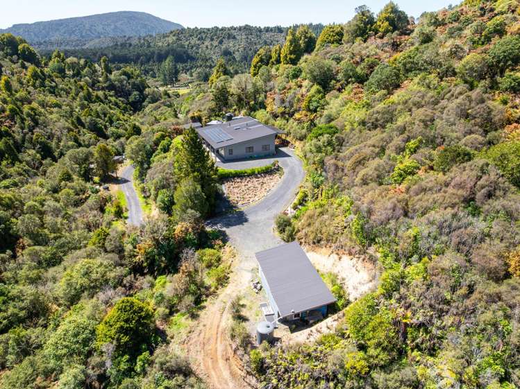 3520 State Highway 4 Raurimu_37